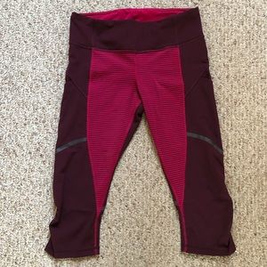 Lululemon Crops Sz 6